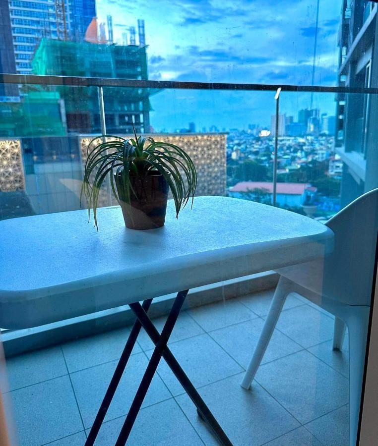 Uptown Parksuites Taguig Exteriér fotografie