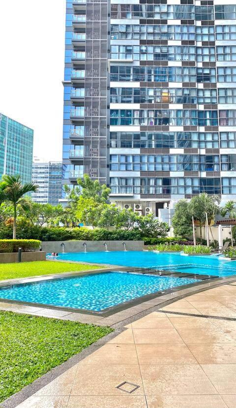 Uptown Parksuites Taguig Exteriér fotografie